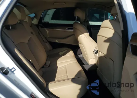 2017 Genesis G80 Base from USA, damaged, VIN KMHGN4JE0HU183191